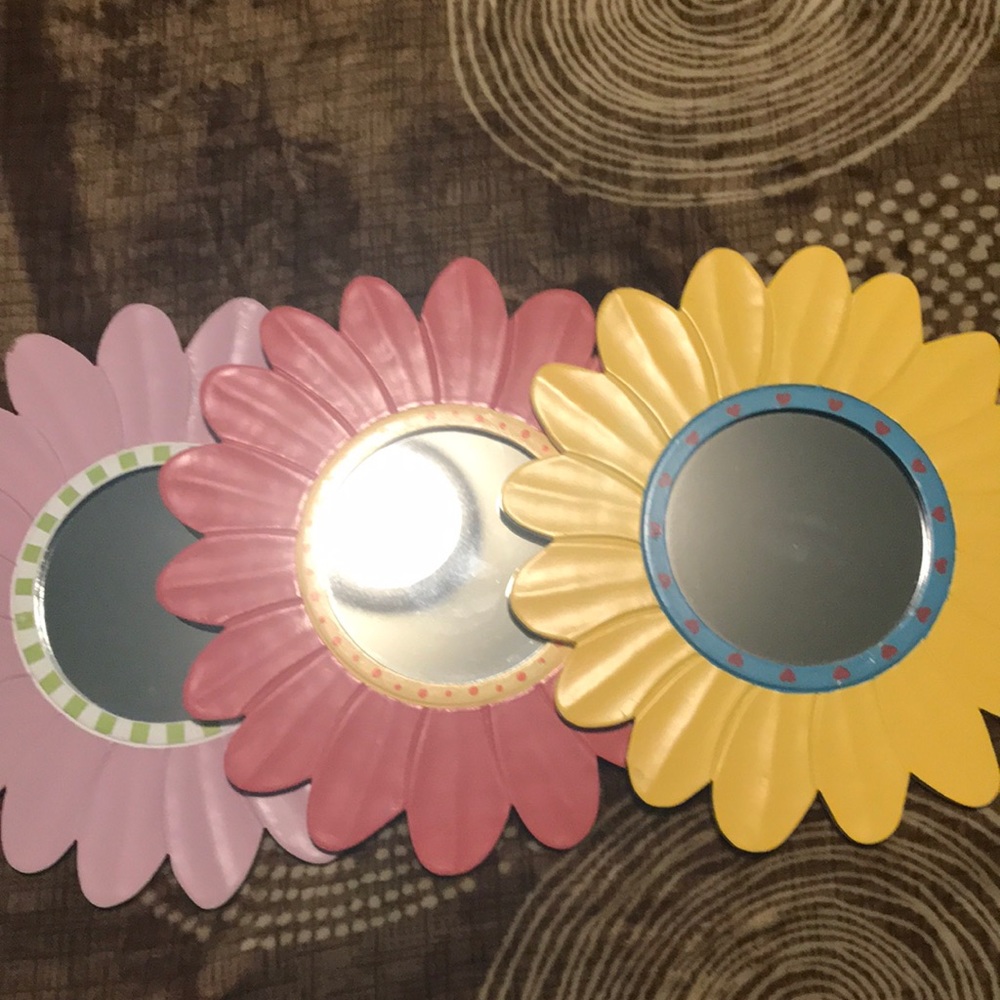 🌸 Flower Mirrors Wall Decor 3-Piece Set 🌸